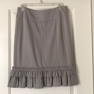 Pleated pencil skirt